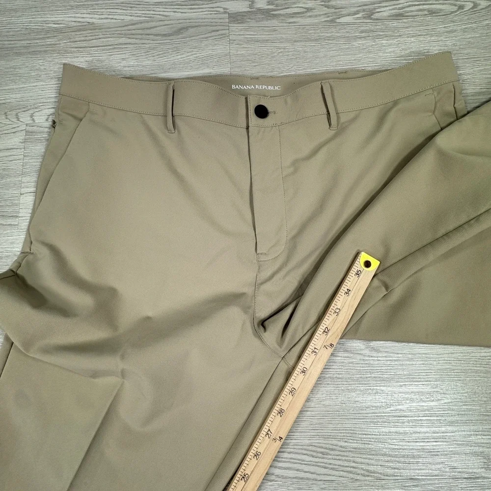 Banana Republic *orders ship